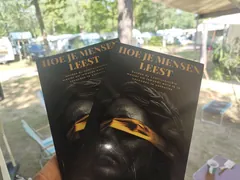 Lezer met boek